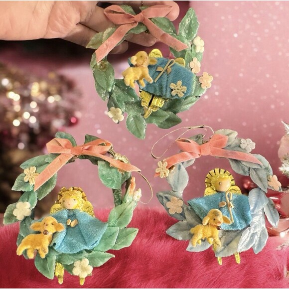 Vintage Christmas Mini Wreath With Angel And Lamb Small 3” Lot Of 3 - Picture 1 of 8